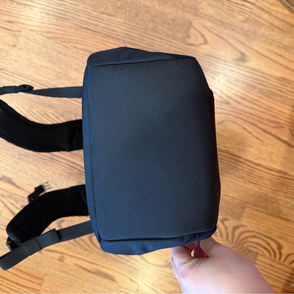 Thule Midnight Black Backpack - image 4